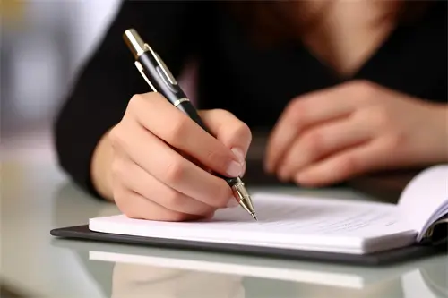 公司让转介绍员工